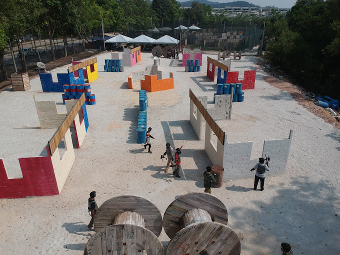Ingin terasa seperti berada di medan perang? Kunjungi Mudtrekz Paintball Park yang menjadi antara Tempat Menarik di Shah Alam