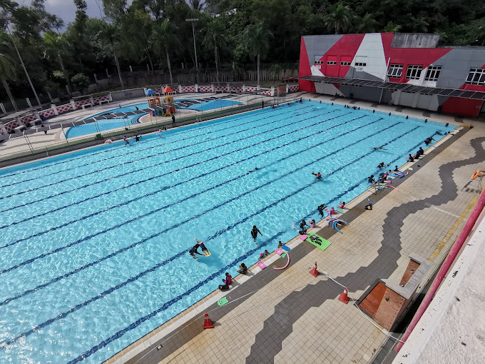 Pusat Akuatik Darul Ehsan antara tempat menarik di Shah Alam untuk aktiviti berenang. 